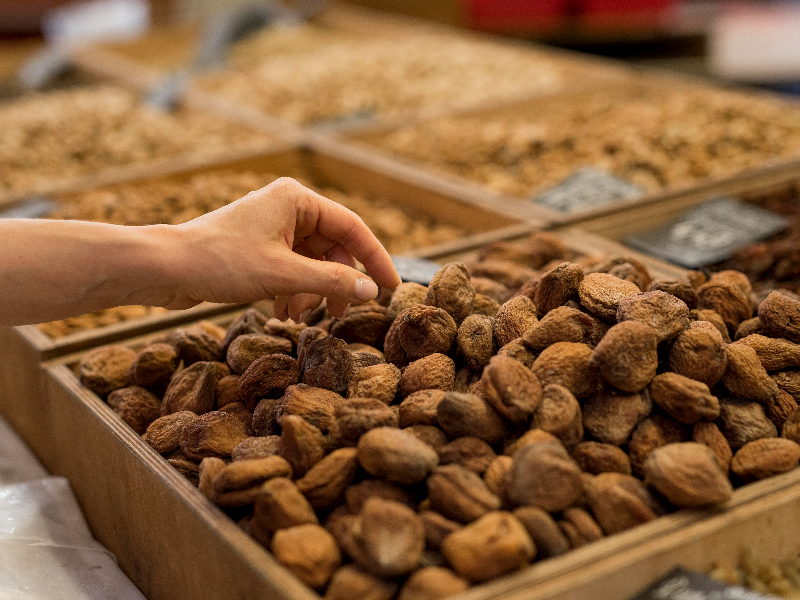 Homemade dog food with chickpeas, showcasing a healthy chickpea-based recipe for dogs.